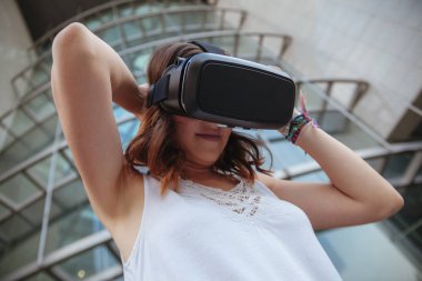 Genç güzel kadın.