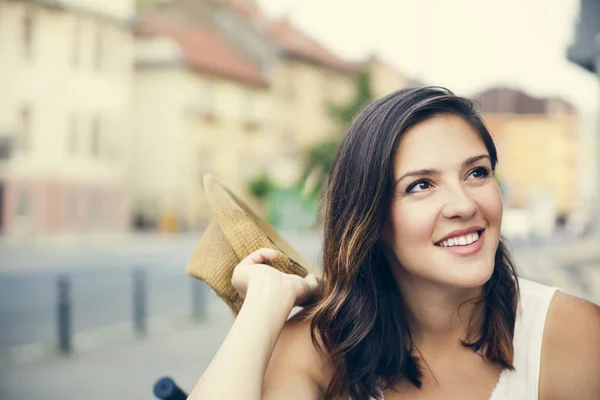 A Beautiful Girl Outside — Stock Photo, Image