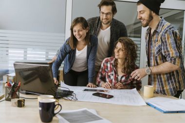 ofiste test serbest takım