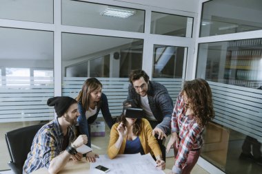 Takım, serbest ofiste başlatmak