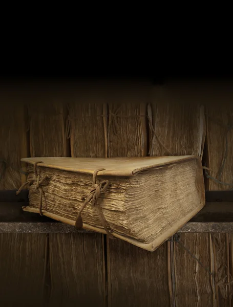 eski kitaplar. kırpma yolu