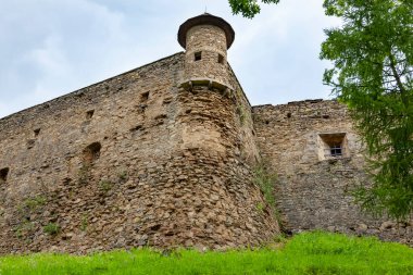 Lubovla Kalesi - Slovakya - 14. yüzyılın sonunda inşa edildi