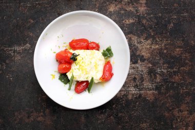 Çeri domatesli ev yapımı limonlu dondurma..