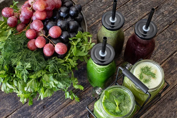 Detox Mit Frischem Gemüsesaft Und Gesundem Fruchtsaft Antioxidative Lebensmittel — Stockfoto