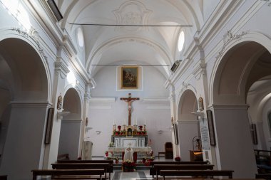 Scapoli, Isernia, Molise. San Giorgio Martire Kilisesi. Görünüm.