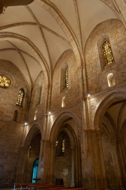 Veroli, Frosinone, Lazio. Casamari Manastırı. Cistercian Gothic mimarisinin en önemli İtalyan manastırlarından biridir. 1203 'te inşa edildi ve 1217' de kutsandı..