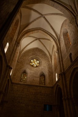 Veroli, Frosinone, Lazio. Casamari Manastırı. Cistercian Gothic mimarisinin en önemli İtalyan manastırlarından biridir. 1203 'te inşa edildi ve 1217' de kutsandı..