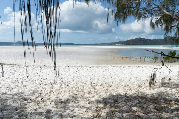 Avustralya 'daki WhitSunday Adaları' nın beyaz plajı. — Stok fotoğraf