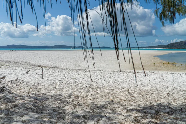 Avustralya 'daki WhitSunday Adaları' nın beyaz plajı. — Stok fotoğraf