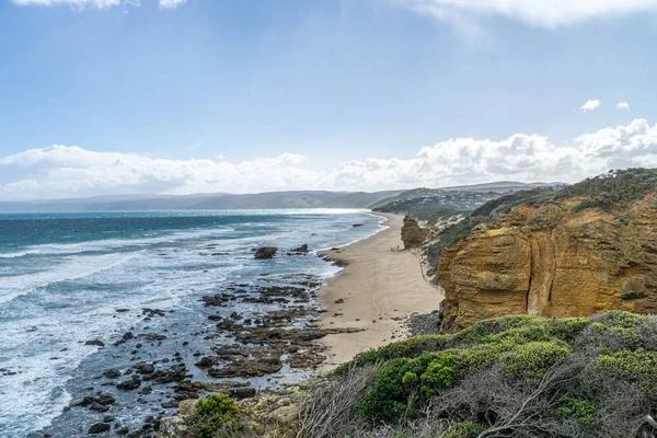 Faro de Split Point es un faro cerca de la entrada de Aireys — Foto de Stock