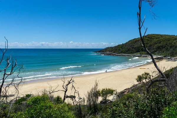La hermosa playa de Noosa en la costa del sol en Australia — Foto de Stock