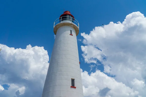 Lady Elliot Island lighthouse, Great Barrier Reef Australia — Stock Photo, Image