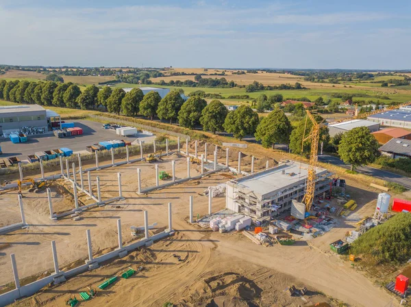 A drone photograph of a construction site with concrete supports — Stock Photo, Image
