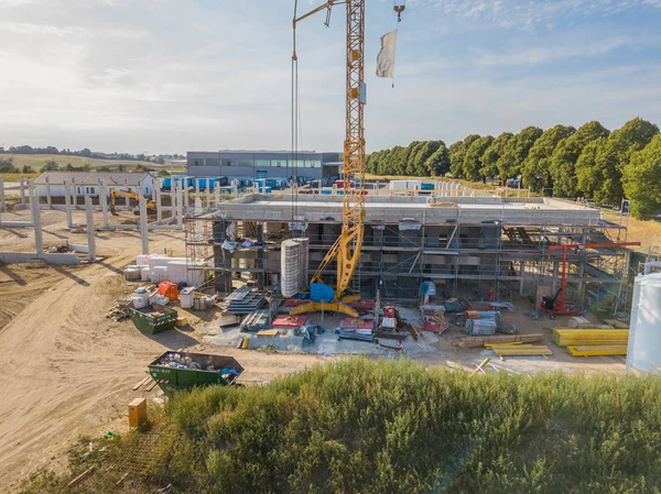 A drone photograph of a construction site with concrete supports — Stock Photo, Image