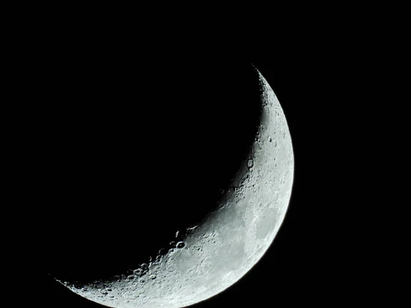 Increasing Sickle Shaped Quarter Moon Its Moon Craters Stands Black — Stock Photo, Image