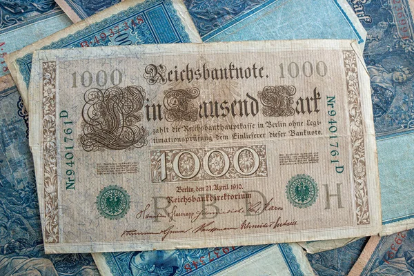 Old Historical German Banknotes Lie Spread Out Table — Stock Photo, Image