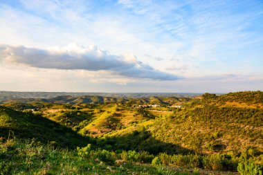 Castelo Melhor 'un ortaçağ köyü. Coa Valley Arkeoloji Parkı, Tarih Öncesi Rock Sanat Sitesi. Portekiz