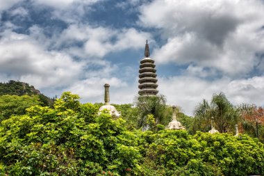 Çin, Xiamen, eski Nanputuo Tapınağı kule