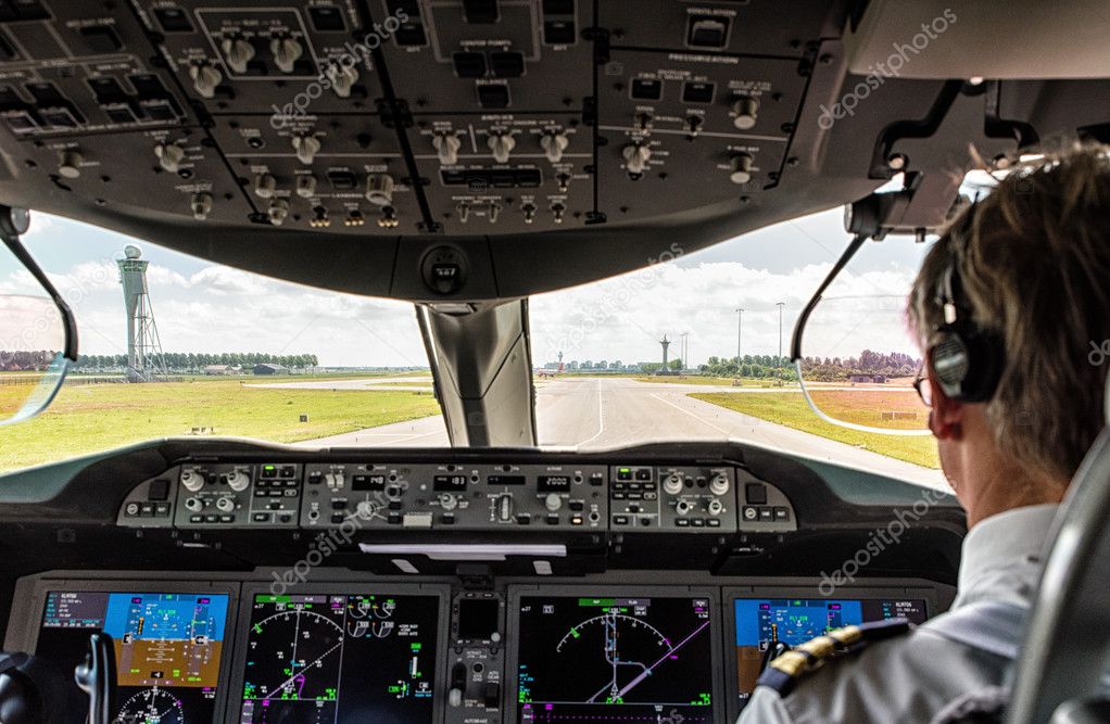 Get Final Approach Of A Commercial Airliner As Seen From The Cockpit For Android Wallpaper Final Approach Of A Commercial Airliner As Seen From The Cockpit Free