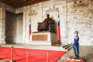 Chiang Kai-shek Memorial Hall (Ulusal Tayvan demokrasi Memorial Hall) bir heykel Cumhurbaşkanı Chiang Kai-Şek içeren iç kasa.