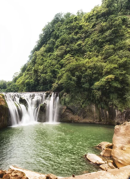 Шифский Водопад Живописный Водопад Расположенный Районе Пинси Города Новый Тайбэй — стоковое фото