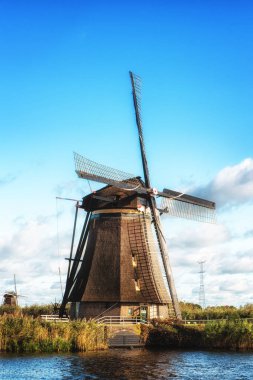 geleneksel Hollanda yel değirmenleri 