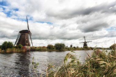 Hollanda yel değirmenleri doğal, Hollanda