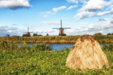 Yel değirmeni ve Haystacks