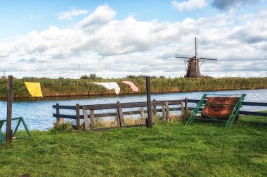 Çamaşırhane ve yel değirmenleri