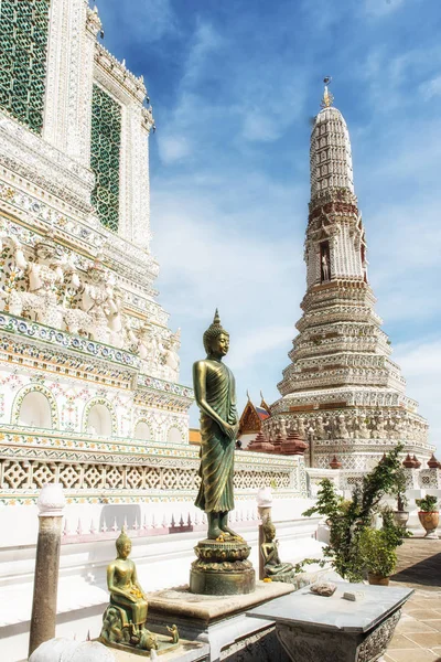 Tailândia Bangkok Templo Budista Wat Arun Situado Margem Oeste Rio — Fotografia de Stock