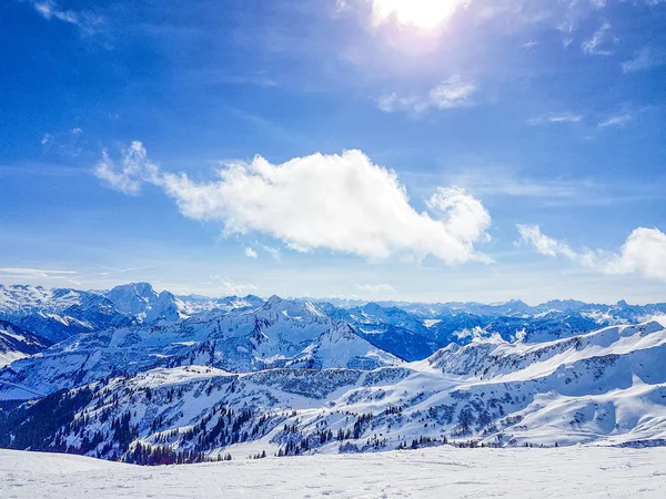 Hermoso paisaje alpino — Foto de Stock