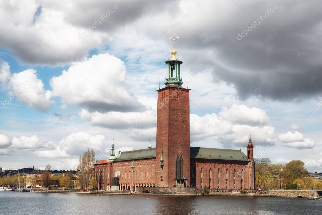 The Town Hall in Stockholm Sweden was drawn by architect Ragnar st berg and houses the Nobel Prize banquet each december