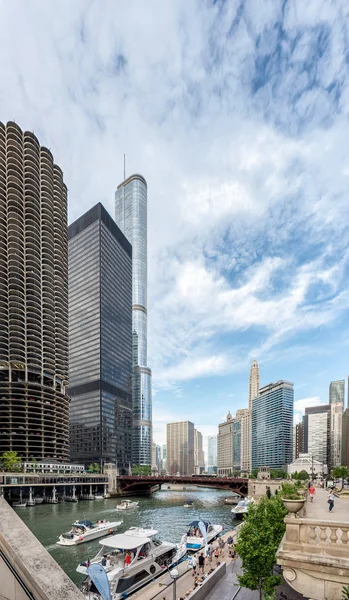Kilátás épületek belvárosában Chicago — Stock Fotó
