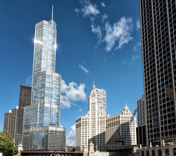 イリノイ州シカゴのトランプ タワー — ストック写真