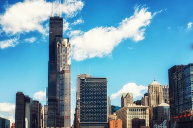 Willis Tower ile Chicago şehir manzarası