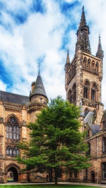 Glasgow Üniversitesi'nin çan kulesi