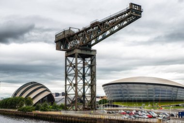 Kuzey kıyısında River Clyde, Glasgow, İngiltere