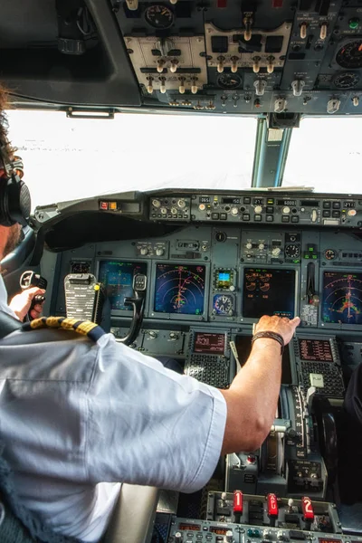 Piloten op het werk — Stockfoto