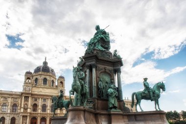 Maria theresia anıt, Viyana