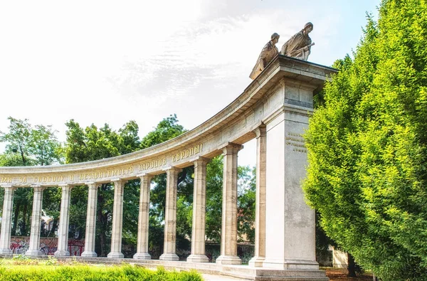 Memorial de guerra russo em Vienna, Áustria — Fotografia de Stock