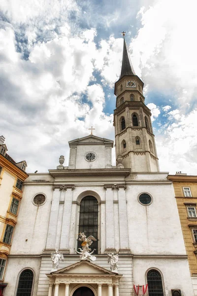 Iglesia de San Miguel Viena, Austria — Foto de Stock