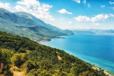 Galicica Milli Parkı, Makedonya yakınındaki Ohri Gölü üzerinden