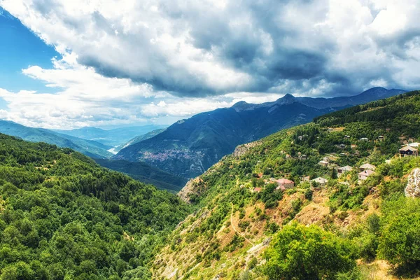 Vue paysage de Mavrovo — Photo