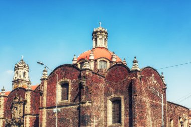 Temple San Hipölito