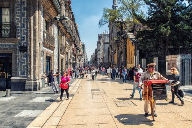 Mexico City'deki işlek cadde