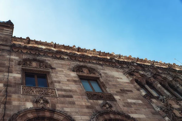 Bouwkundig detail van het paleis van de post ik Mexico-stad — Stockfoto