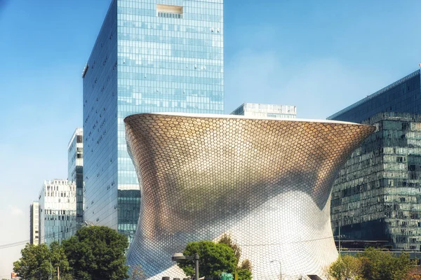 Mexico City sanat modern Soumaya Müzesi