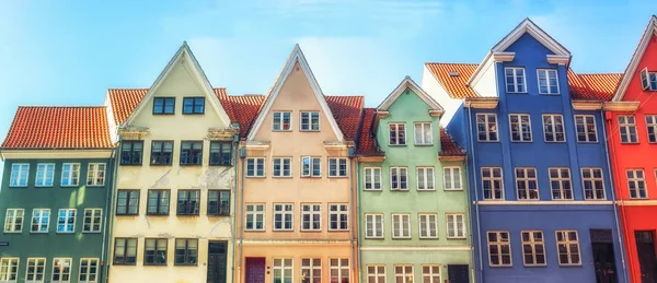 Copenhagen beroemde gekleurde huizen — Stockfoto