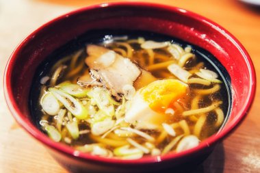 Japon ramen erişte çorbası