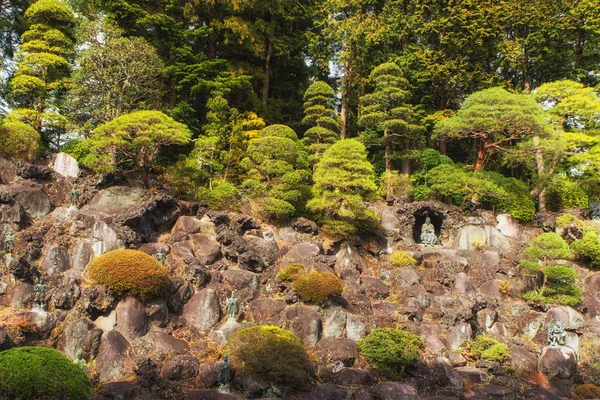 Statues et mur des dons, Temple Naritasan Shinshoji, Narita , — Photo